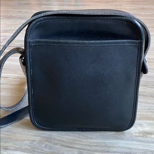 Vintage Coach Black Leather Camera Bag 9817